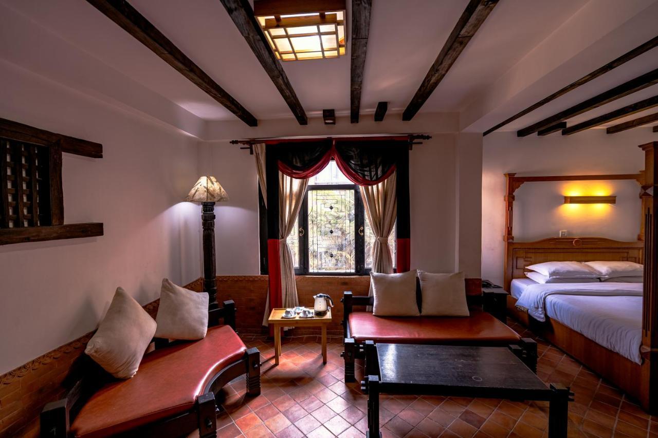 Hotel Ganesh Himal Kathmandu Bagian luar foto