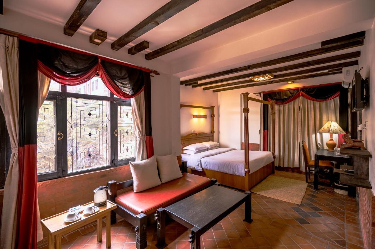 Hotel Ganesh Himal Kathmandu Bagian luar foto