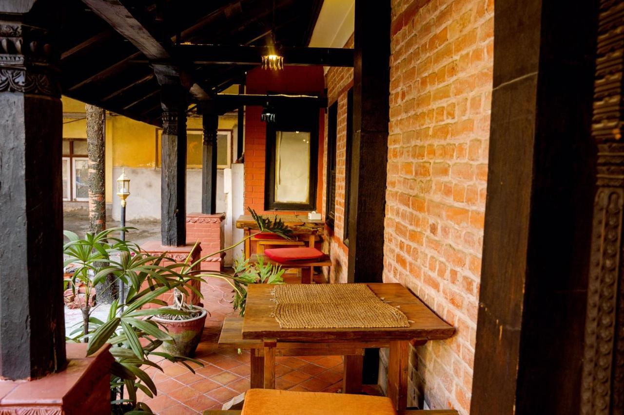 Hotel Ganesh Himal Kathmandu Bagian luar foto