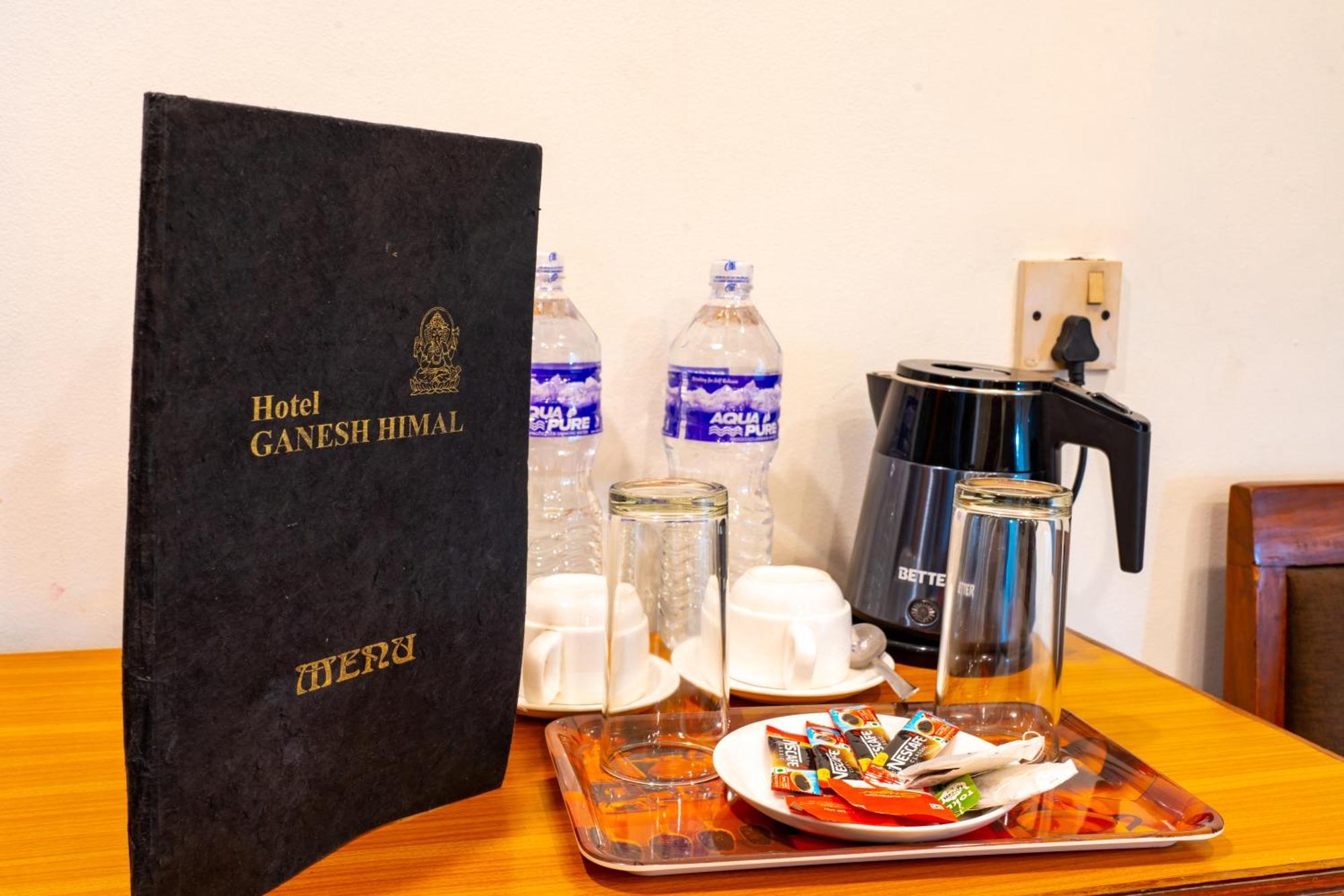 Hotel Ganesh Himal Kathmandu Bagian luar foto